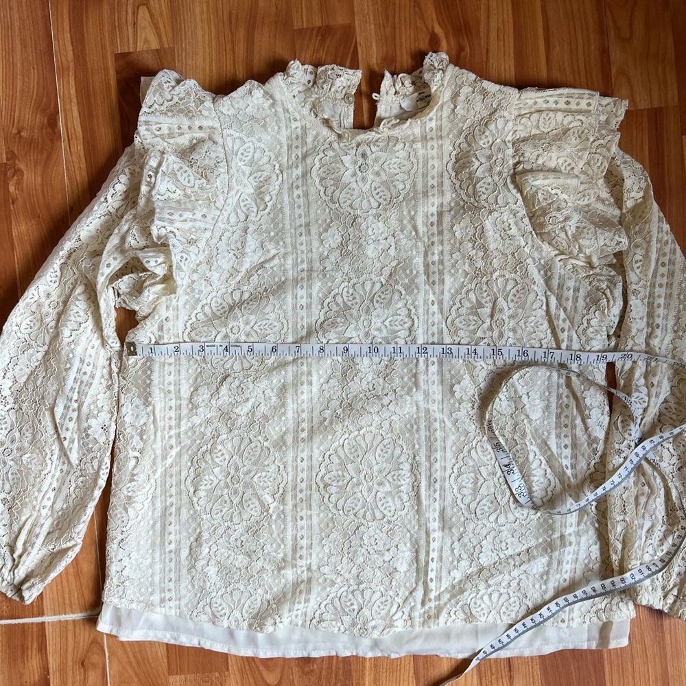 Entro Ivory Lace Top with Ruffled Collar